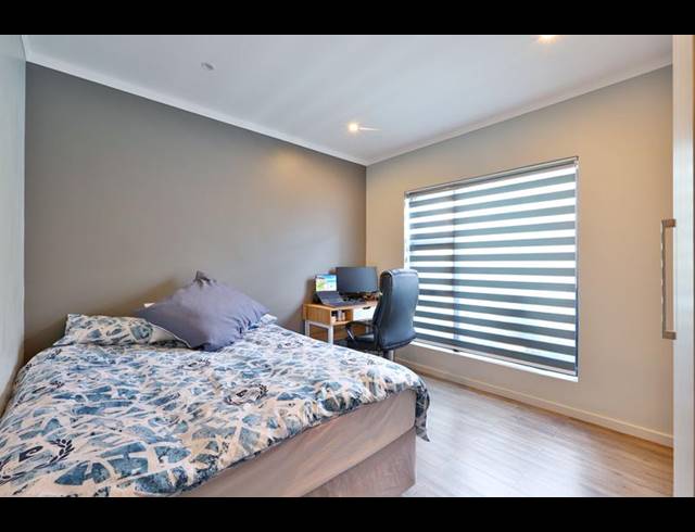 2 BEDROOM APARTMENT FOR SALE IN ROSEBANK